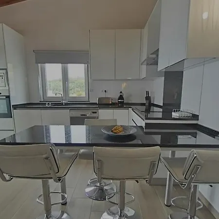 Stunning Ocean View With 3 Islands In Front Of Villa