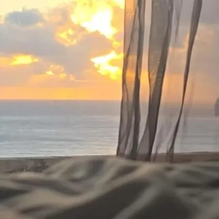 Stunning Ocean View With 3 Islands In Front Of * Serreta