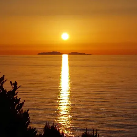 Stunning Ocean View With 3 Islands In Front Of Villa *