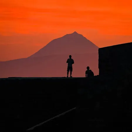 Stunning Ocean View With 3 Islands In Front Of Serreta