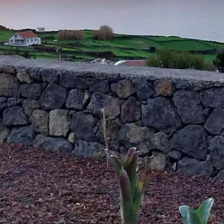 Stunning Ocean View With 3 Islands In Front Of فيلة Serreta