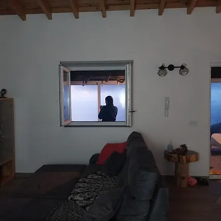 Stunning Ocean View With 3 Islands In Front Of * Serreta