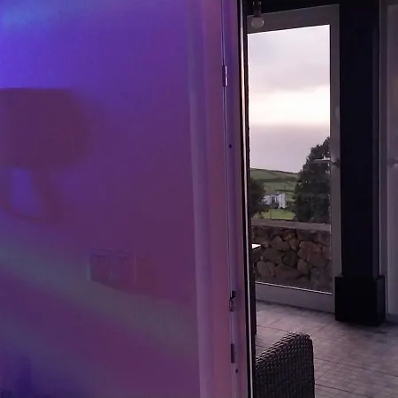 Stunning Ocean View With 3 Islands In Front Of Serreta