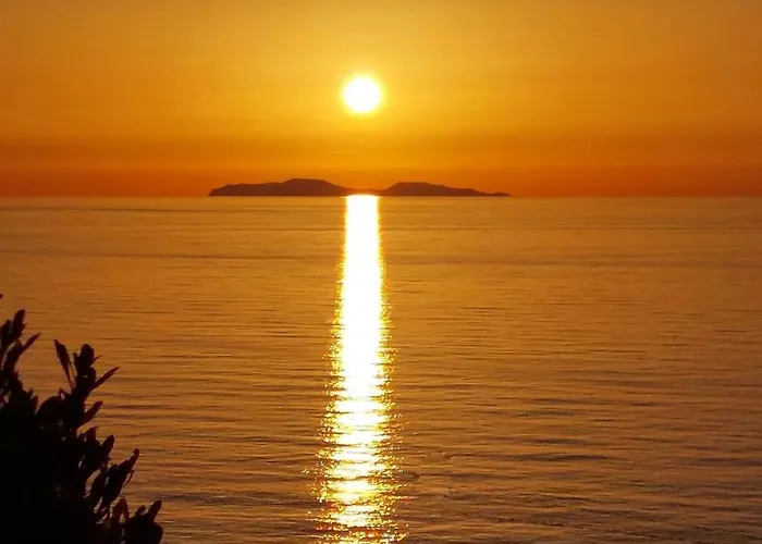 Stunning Ocean View With 3 Islands In Front Of Villa *